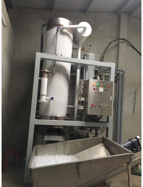  MÁY LÀM ĐÁ VIÊN 5Tấn